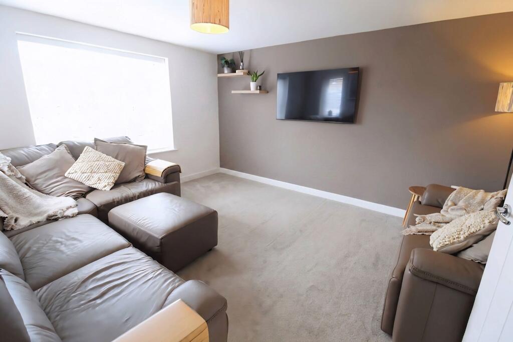 House in Blyth, Shoreview, New Delaval - More
