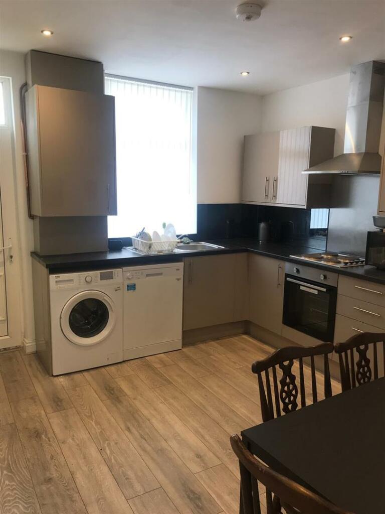 House in Burnley, Lancashire - View 2