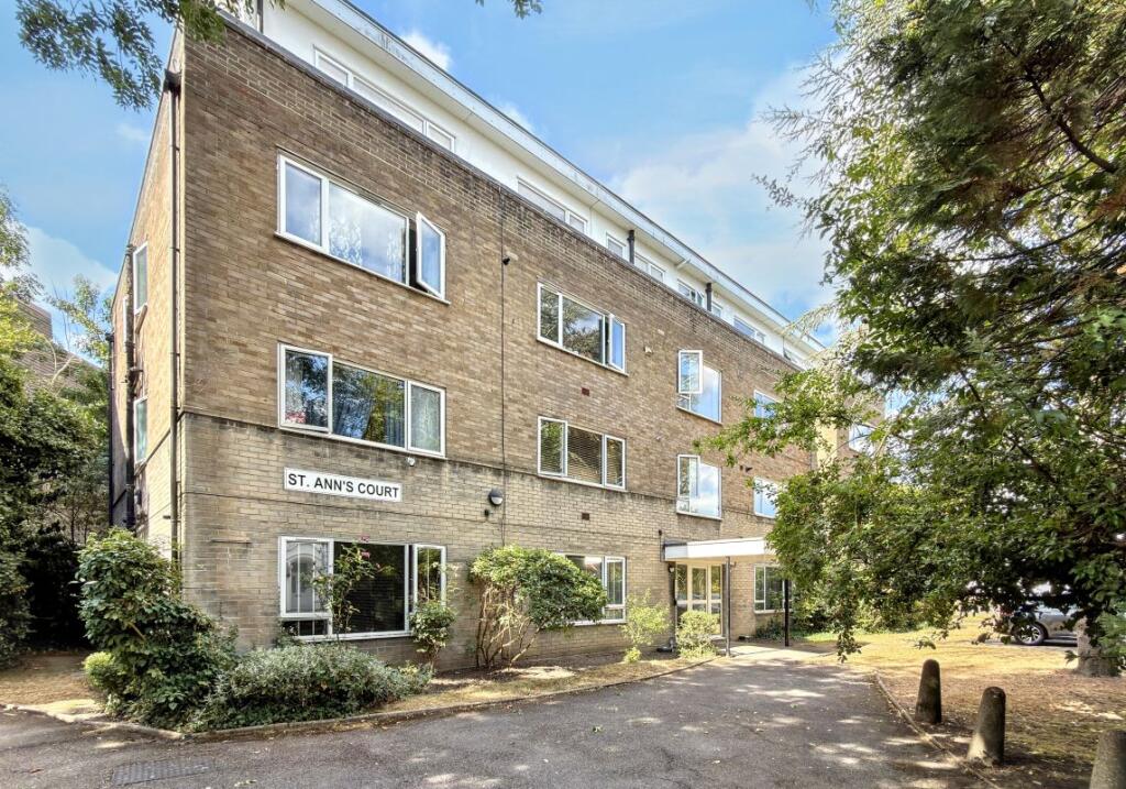 Main image of property: 9 St Anns Court, 9 Sunningfields Road, Hendon, London, NW4 4QY