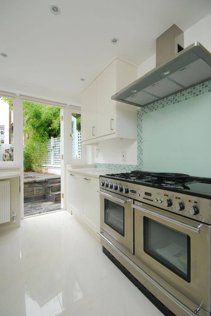 3 bedroom cottage for rent