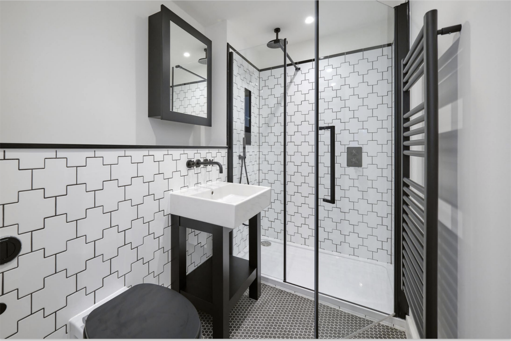Apartment in Kingston upon Thames - More