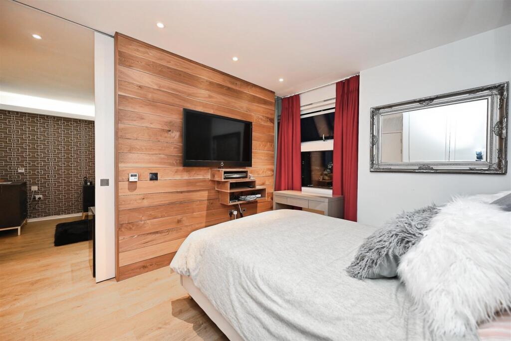 The Penthouse Floors, The Cube East, Wharfside Street, Birmingham - View 4