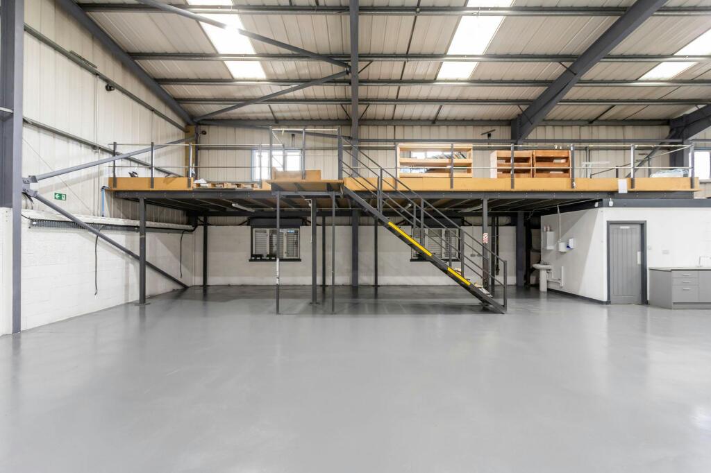 08 Warehouse.jpg