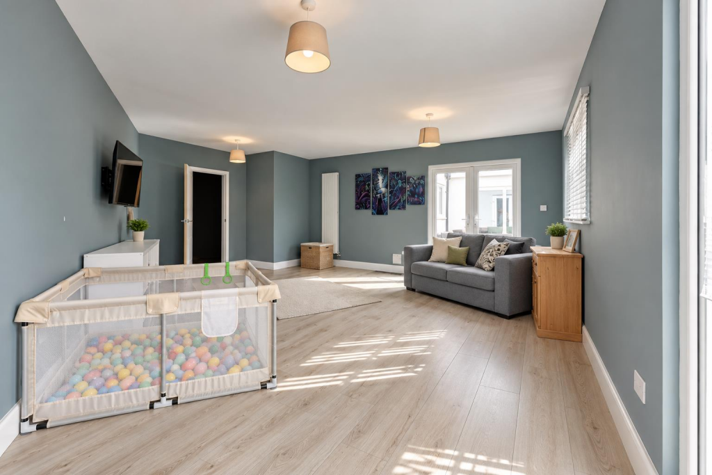House in Thurrock, Essex - View 4