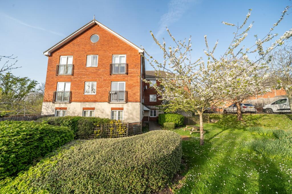 Main image of property: Bursledon Road, Sholing, Southampton, Hampshire, SO19