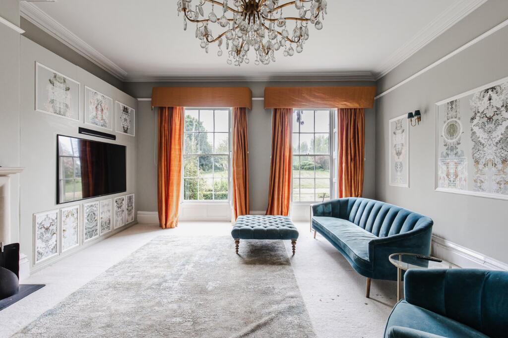House in Breckland, Shropham - More