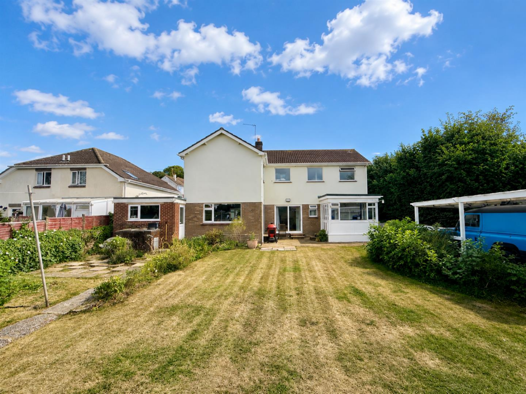 House in Torquay - More