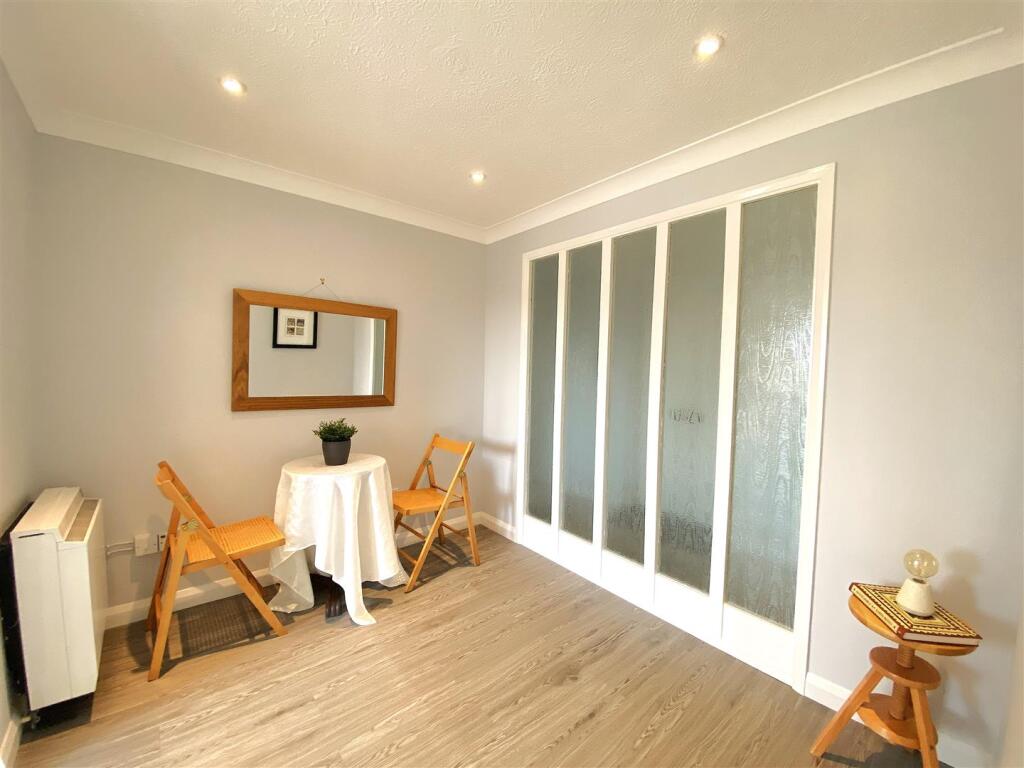 Apartment in Rother, Little Common, Bexhill-on-Sea - View 2