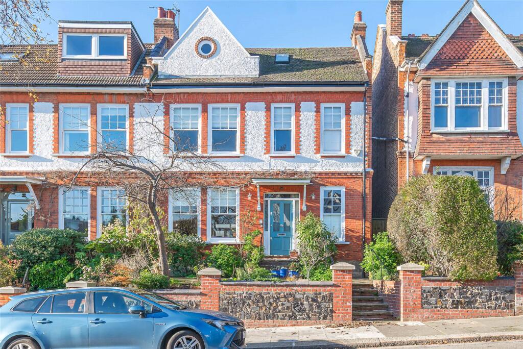 Main image of property: Cholmeley Park, London, N6