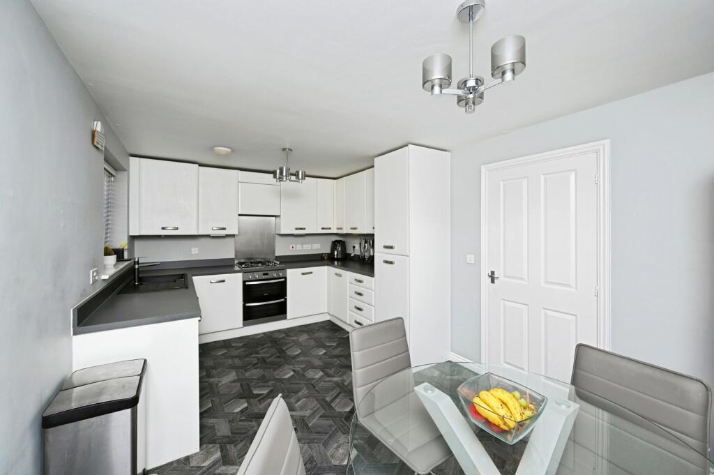 House in Newark and Sherwood, Rainworth - View 2