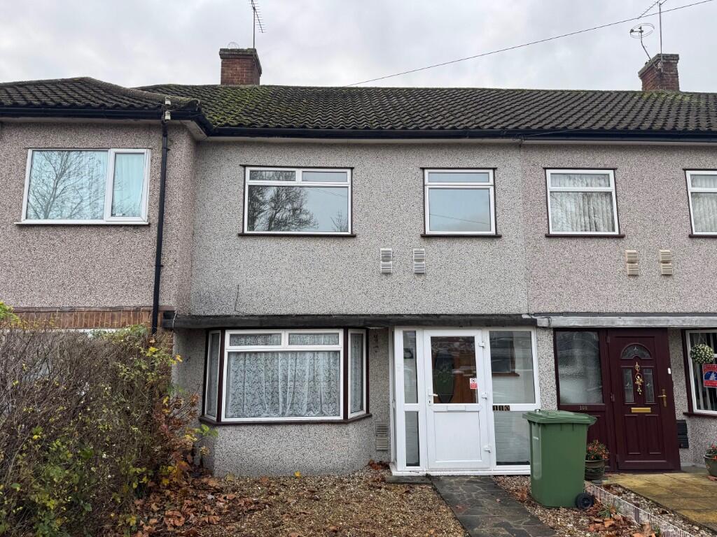 Main image of property: Southend Arterial Road, Gidea Park, Romford, RM2