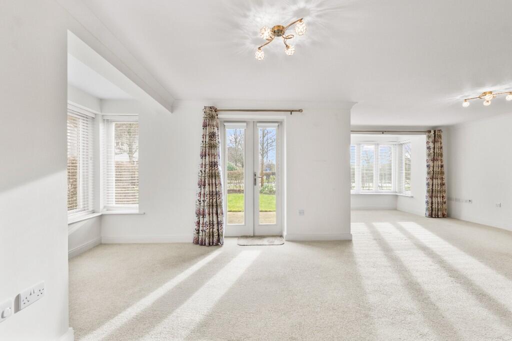 Hancock House, Austin Heath, Merlin Way, Warwick, Warwickshire, CV34 photo 2