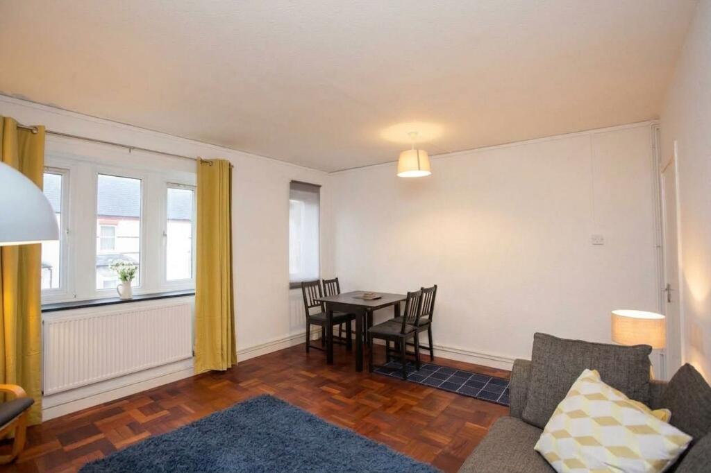 Apartment in Cardiff - More