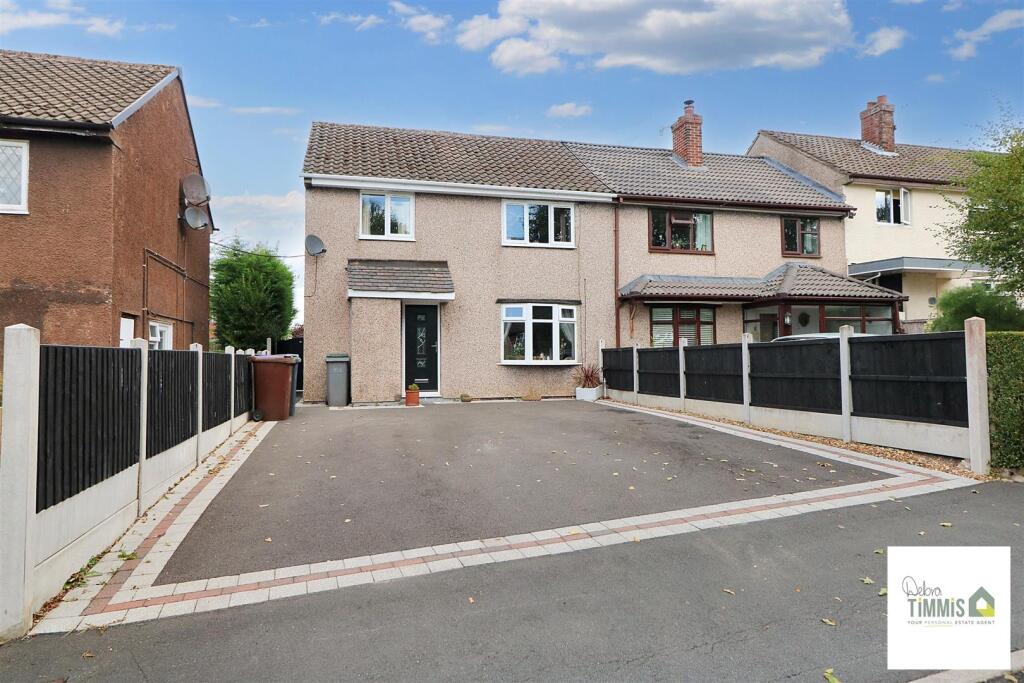 3-bed other on Crestway Road, Baddeley Green, Stoke-On-Trent, £165,000