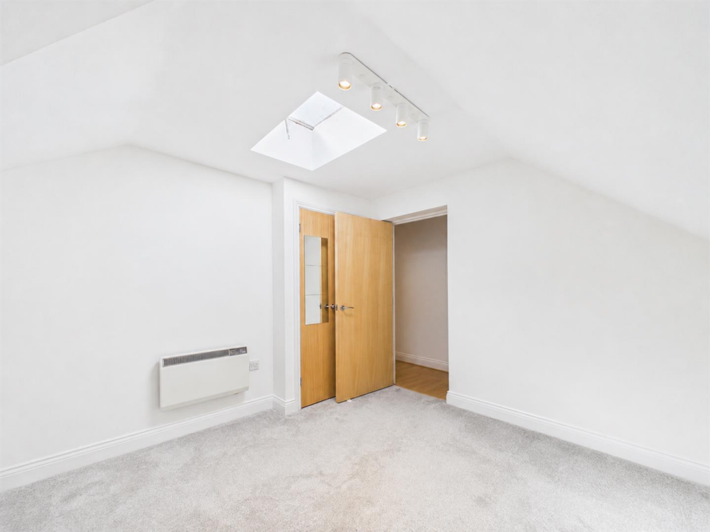 Apartment in Stevenage - View 5