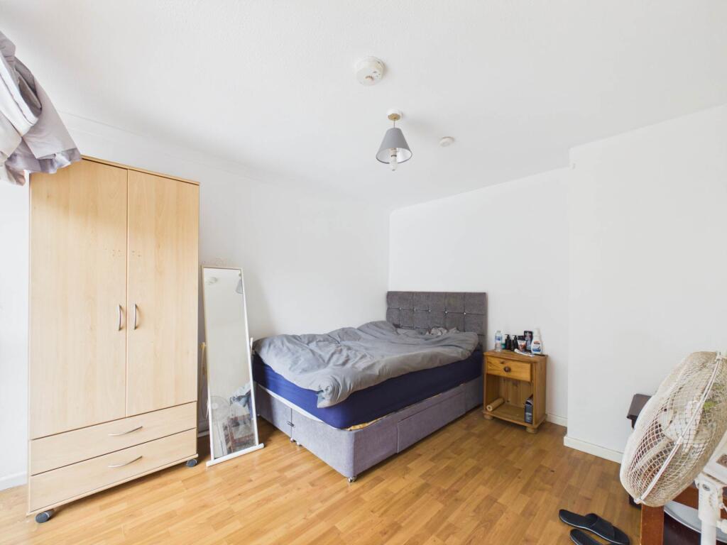 House in Redhill - More