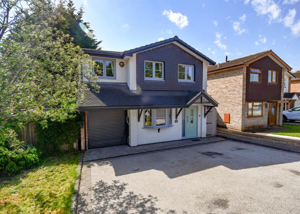 Main image of property: Quendale, Wombourne, Wolverhampton