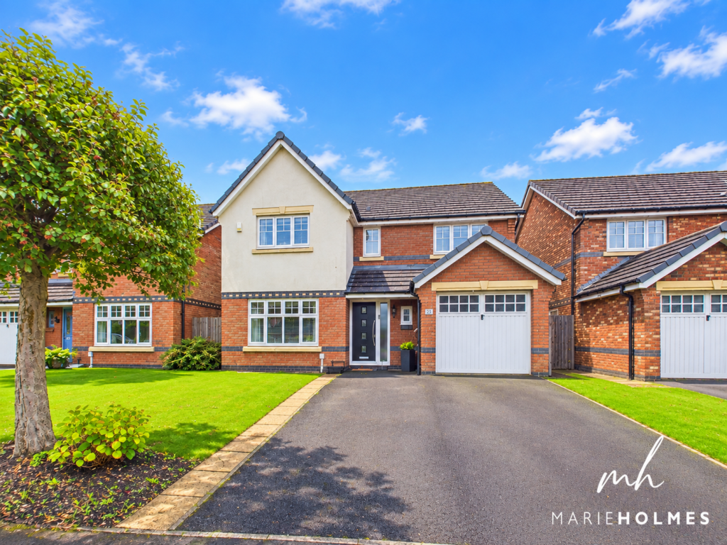 House in Preston, Walton Park, Lostock Hall