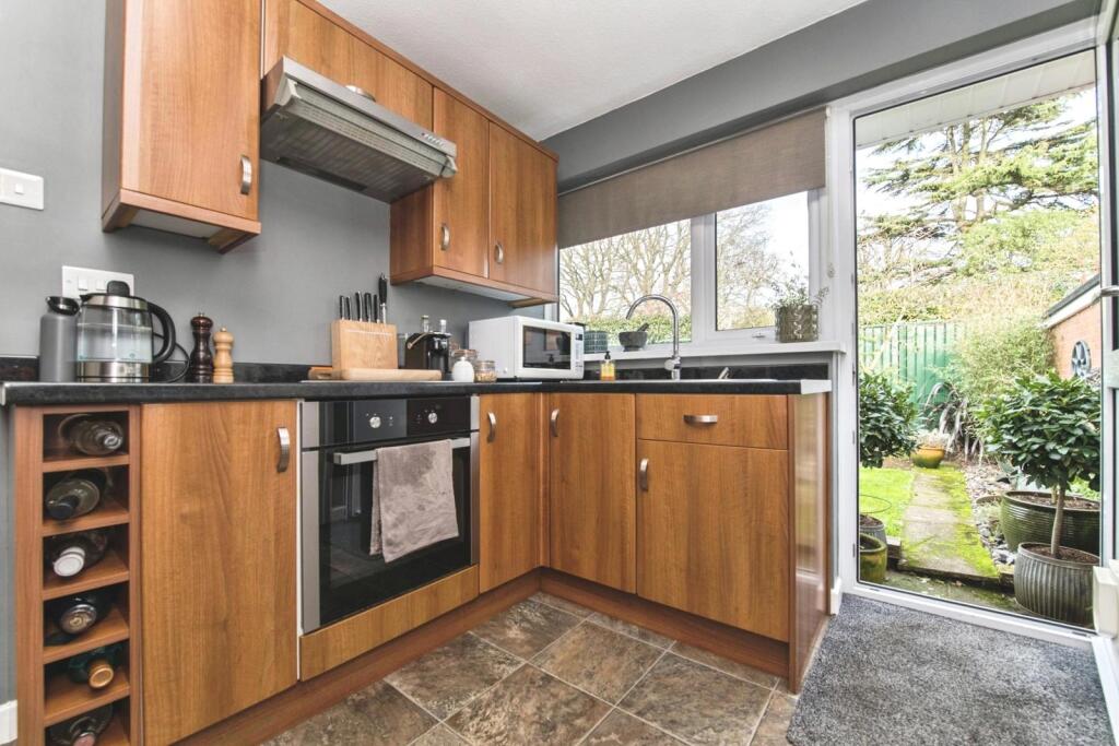 Lincoln Close, Feniton, Honiton, Devon, EX14 photo 4