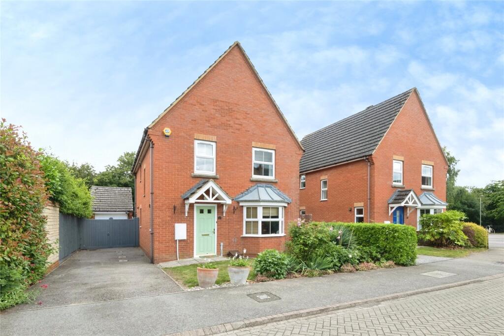 Main image of property: Dittander Close, Bicester, Oxfordshire, OX26
