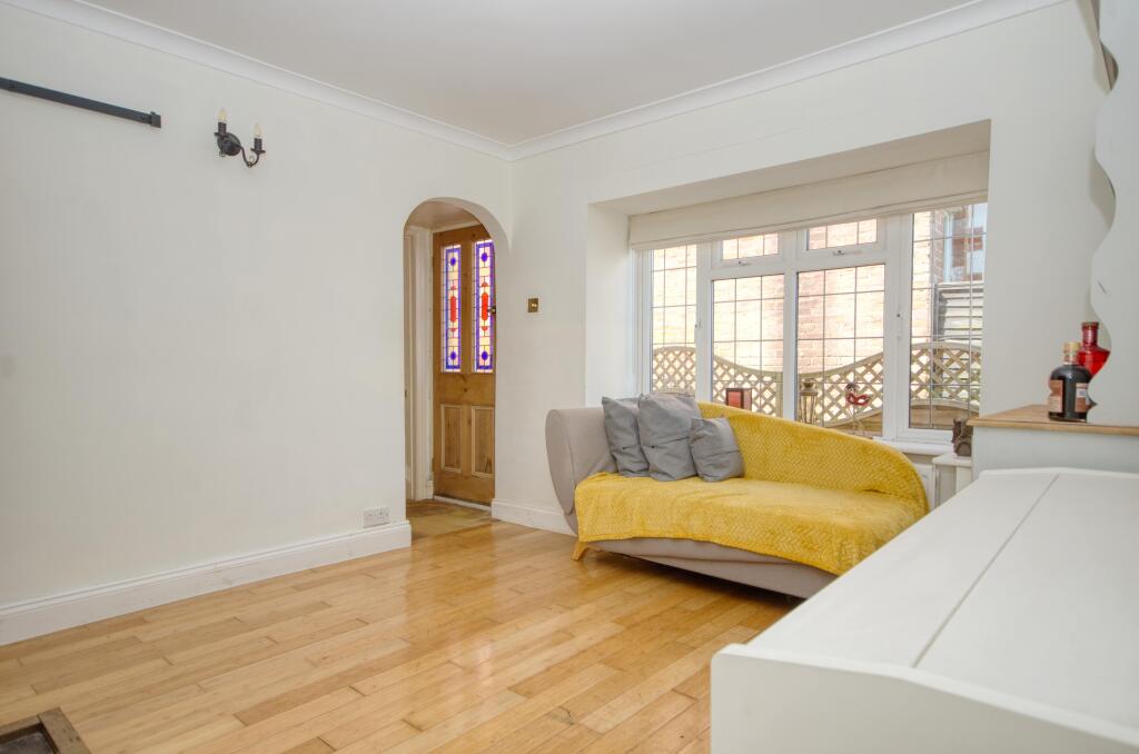 House in Southampton - View 4