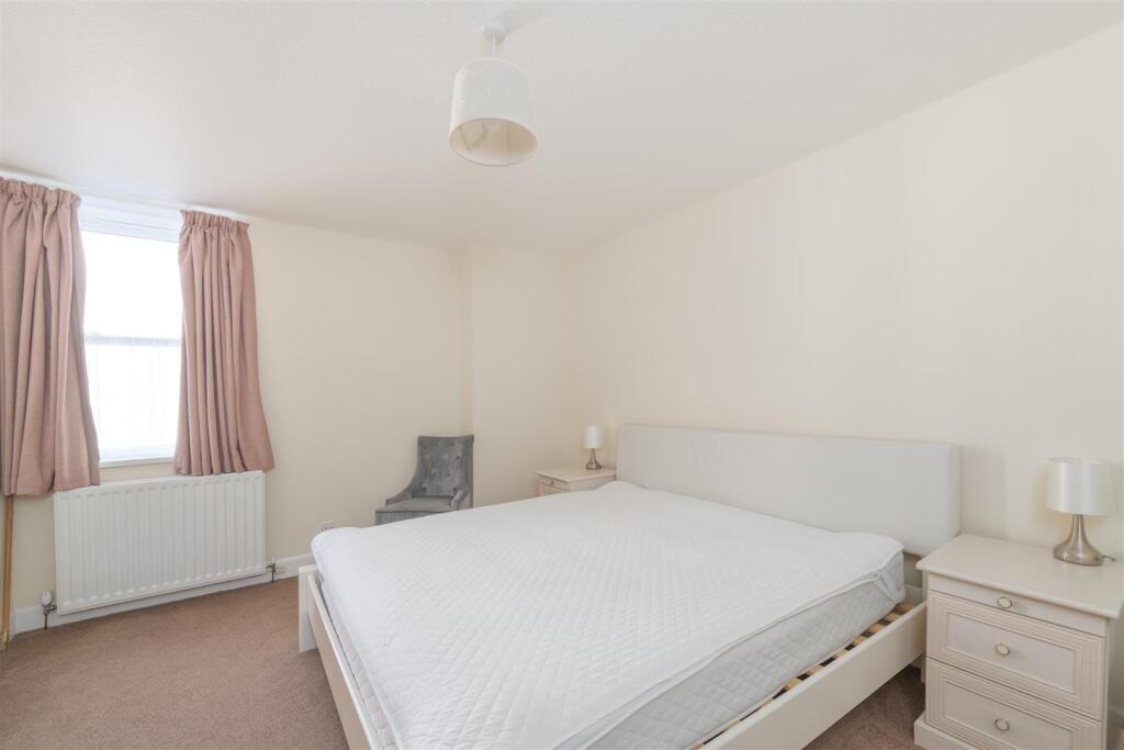 Apartment in Galashiels - View 5