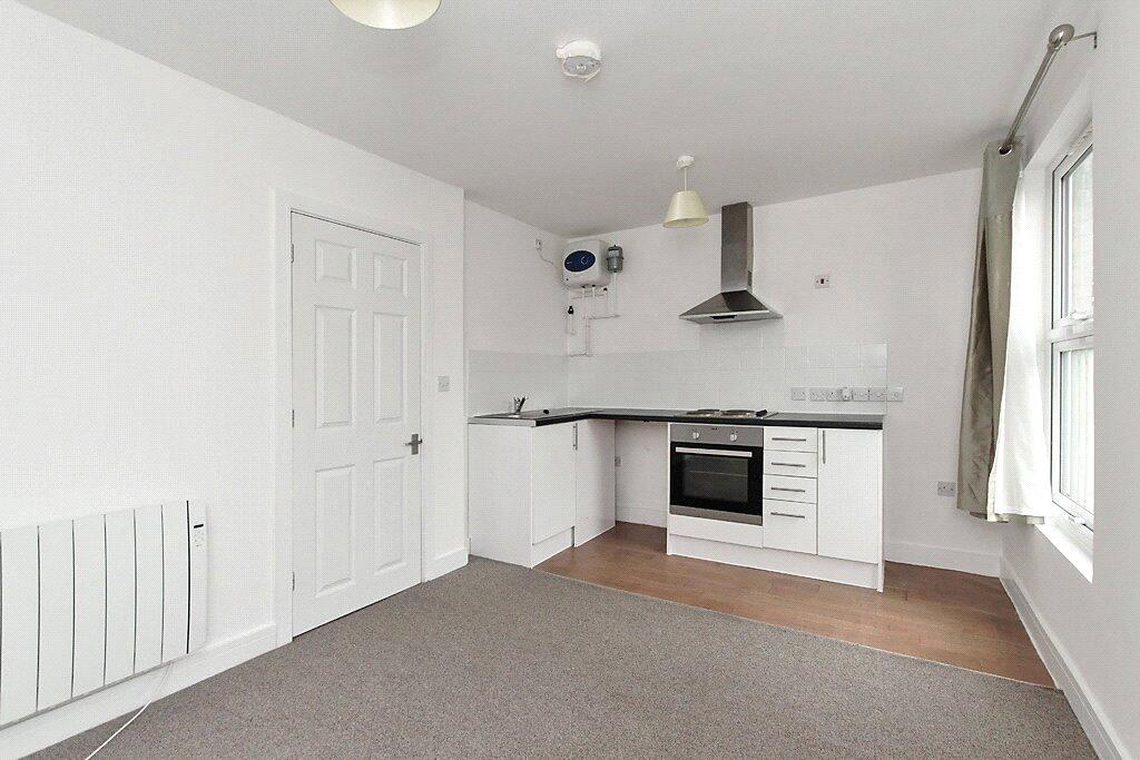 Apartment in Rochester - View 5