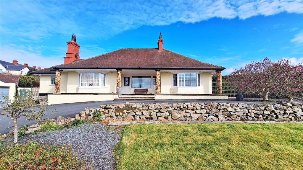 Main image of property: Warren Road, Deganwy, Conwy, LL31