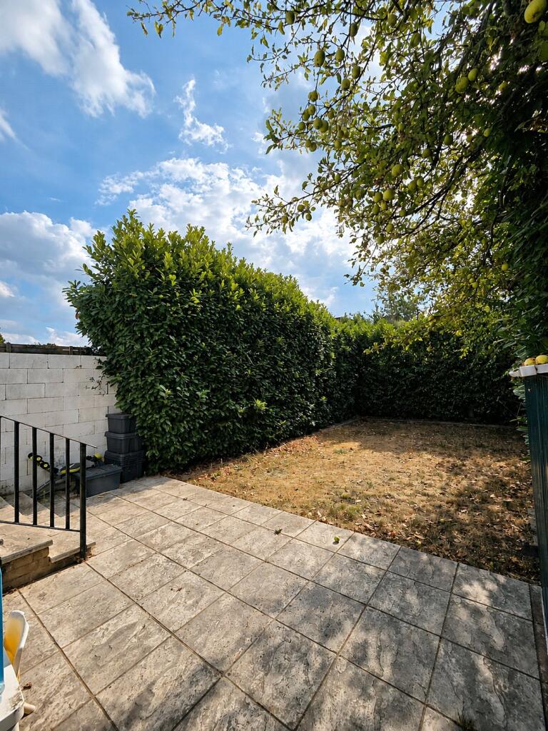 Property photo 8