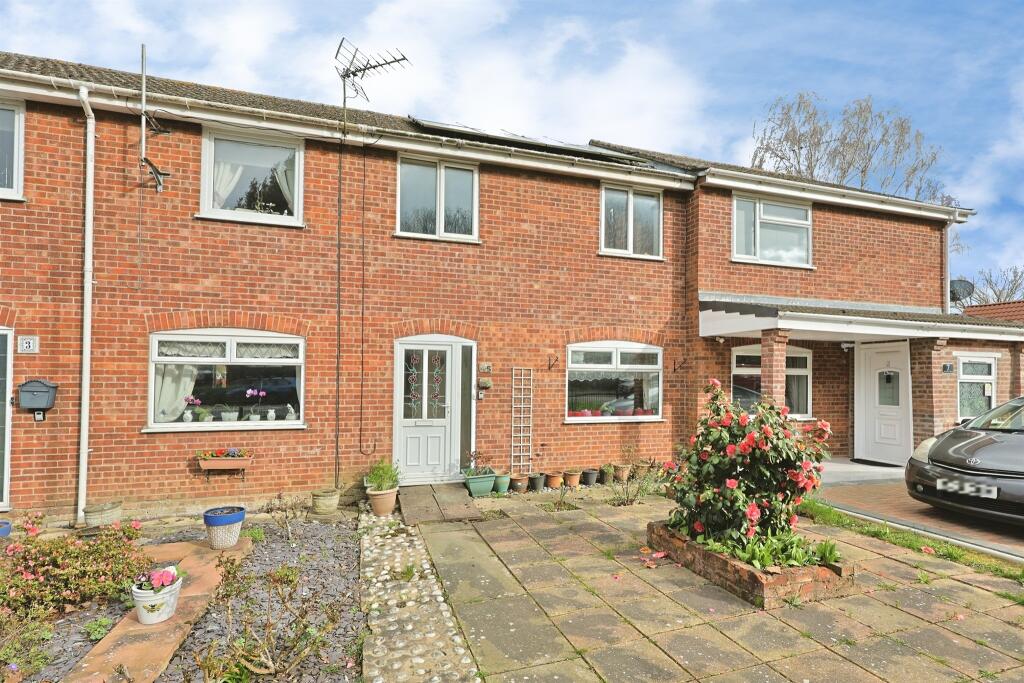 Main image of property: Woodside Road, Norwich