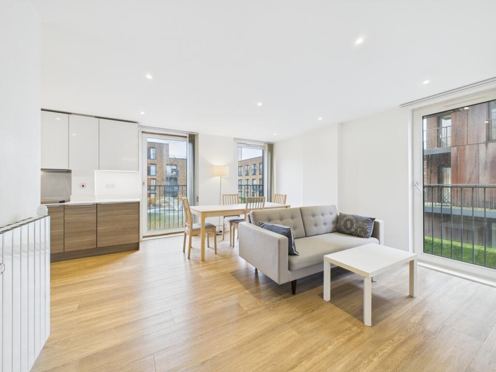 Main image of property: Royal Victoria Gardens Marine Wharf, Surrey Quays, SE16.