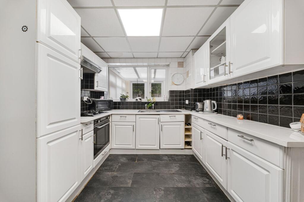 House in Warrington - View 3