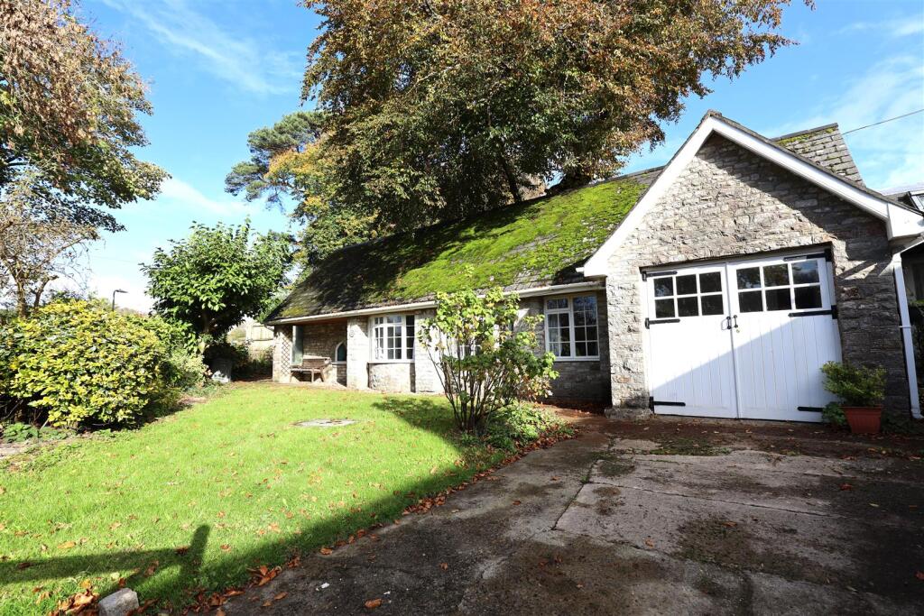 Main image of property: Beechwood, St Hilary, Cowbridge, CF71 7DP