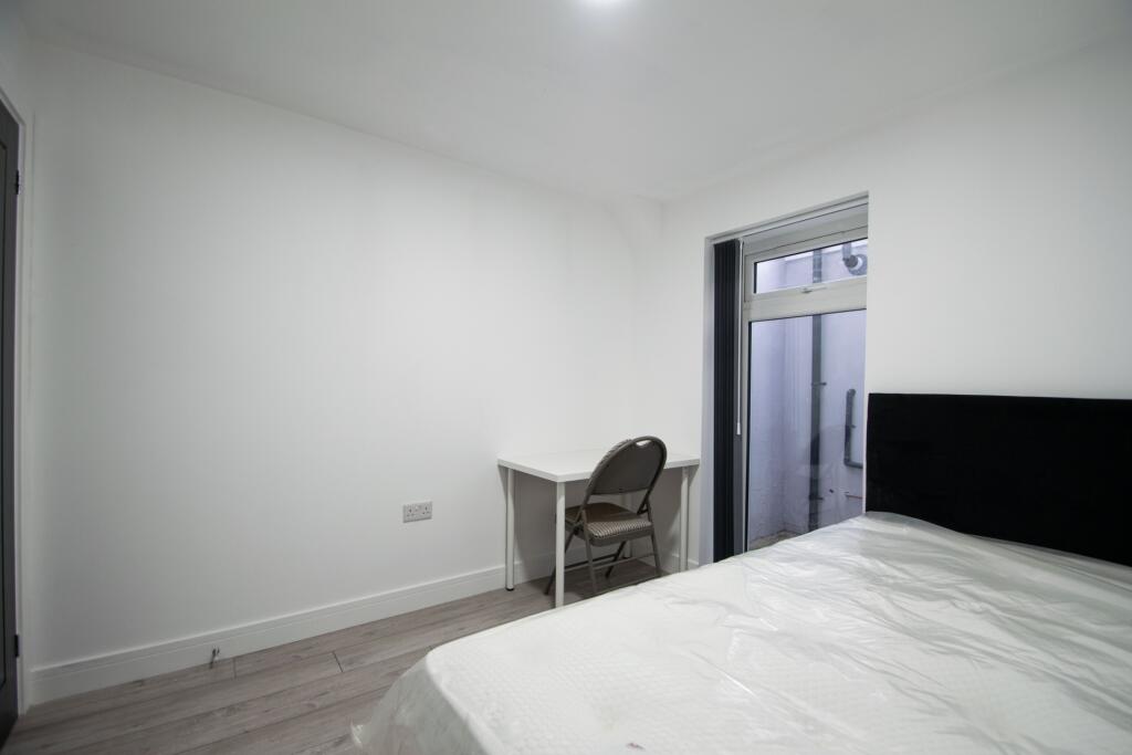 House in Cardiff - View 5