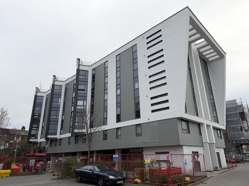 Main image of property: The Decks, Runcorn