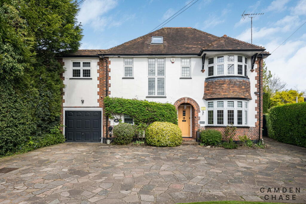House in Watford - View 2