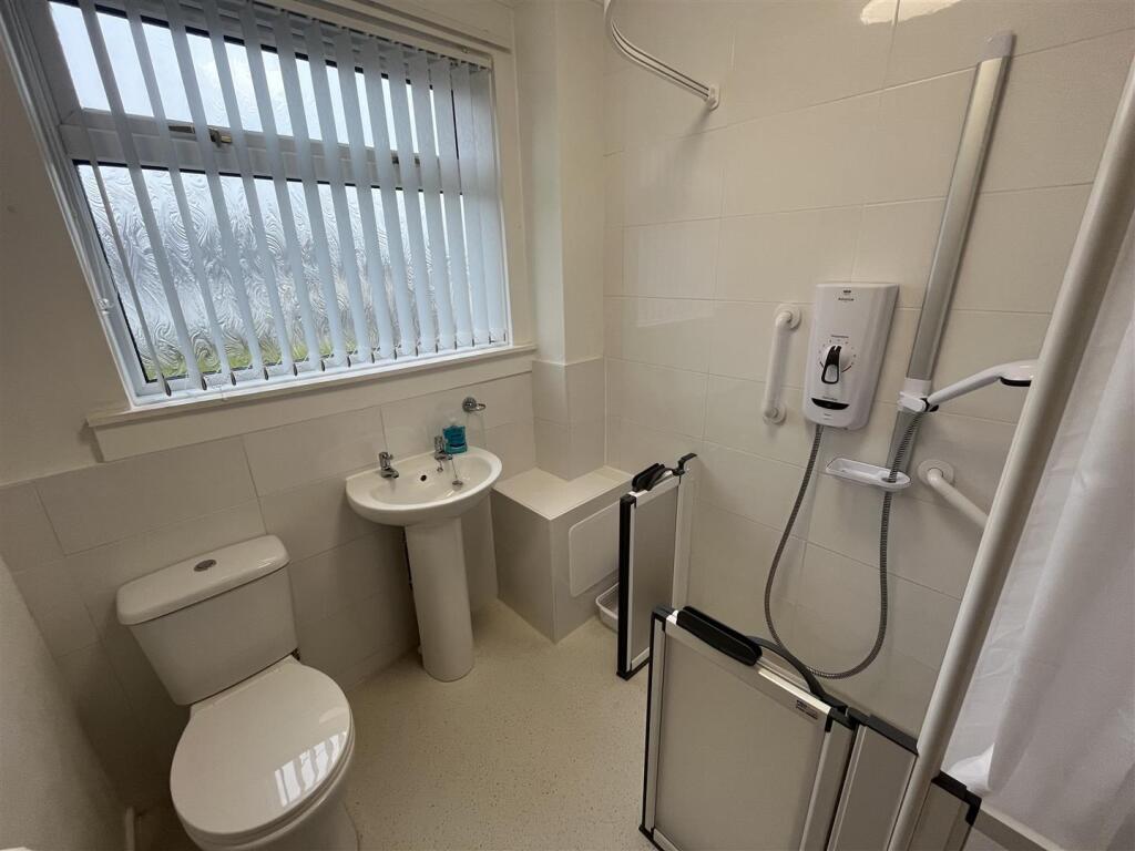 Additional image 5 of Thirlmere Avenue, Wyke, Bradford