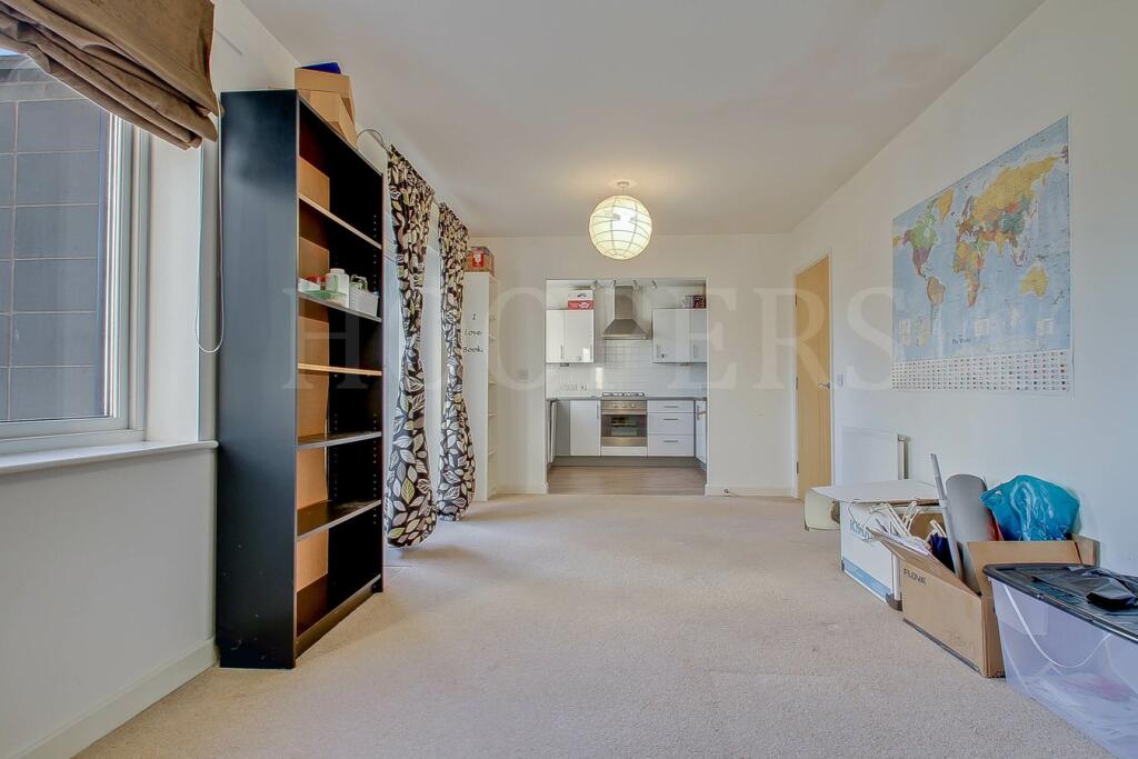 Apartment in London - View 3