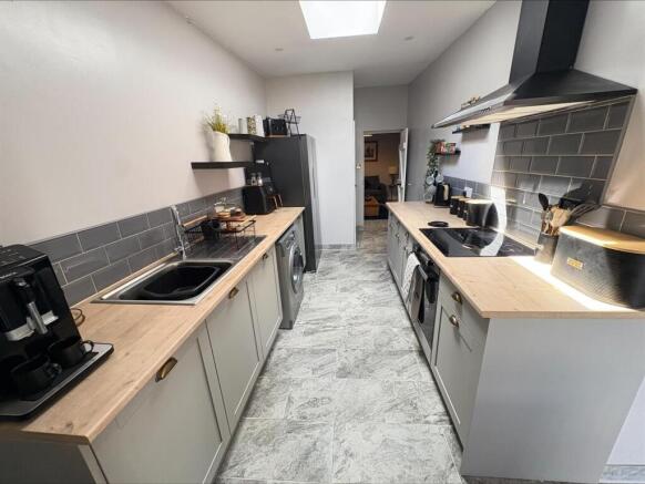 KITCHEN/DINER