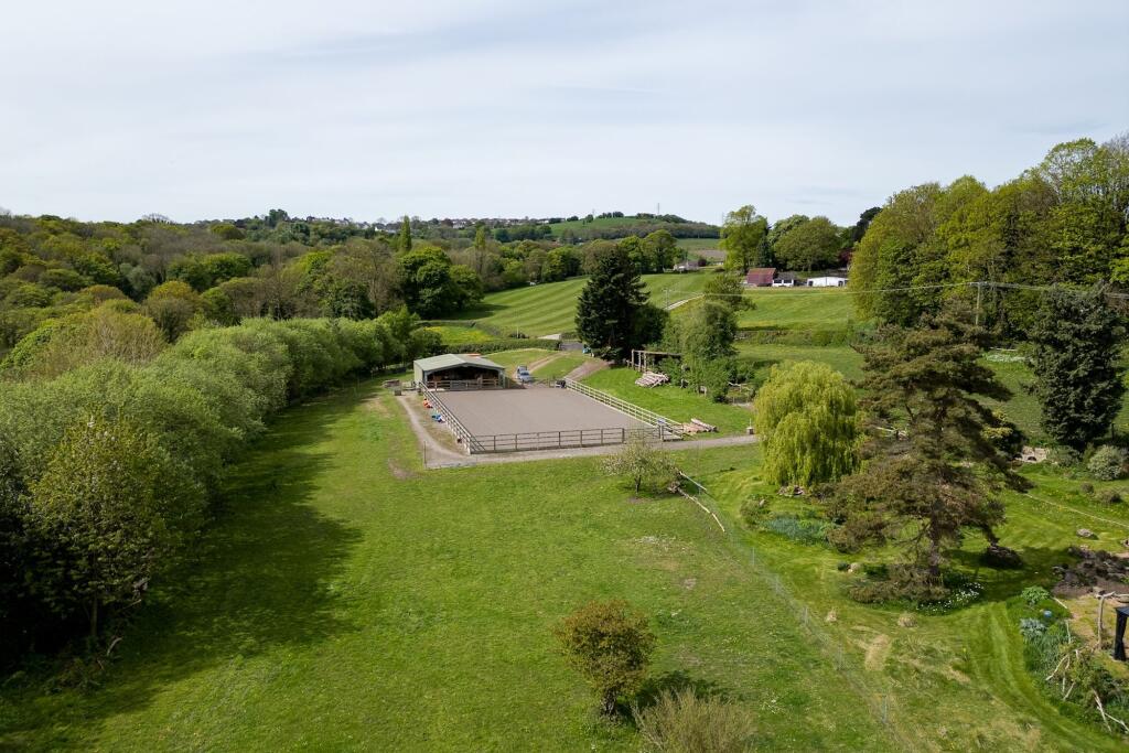 House in Cerney, Brymbo - View 3