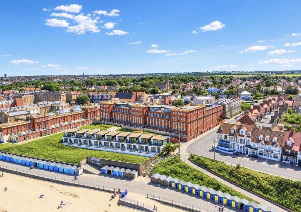 1-bed flat on Westbrook Gardens, Margate, CT9, £275,000