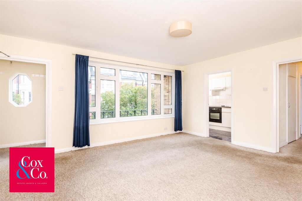 Apartment in Brighton - View 5