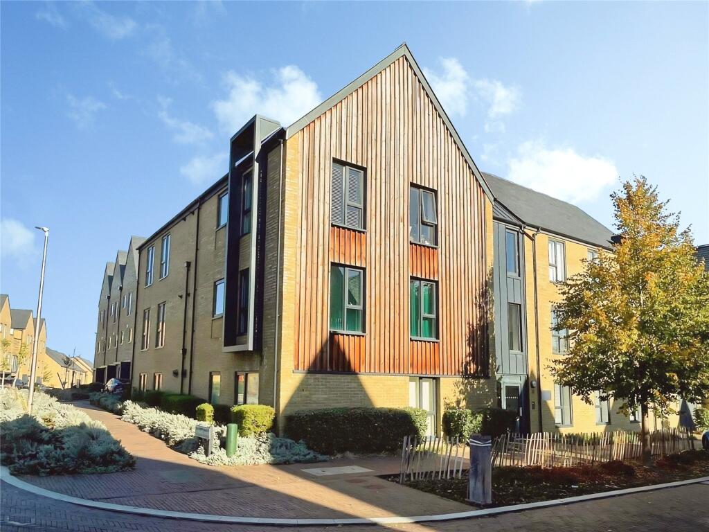 1-bed flat on Dealings Road, Newhall, Harlow, Essex, CM17, £237,500