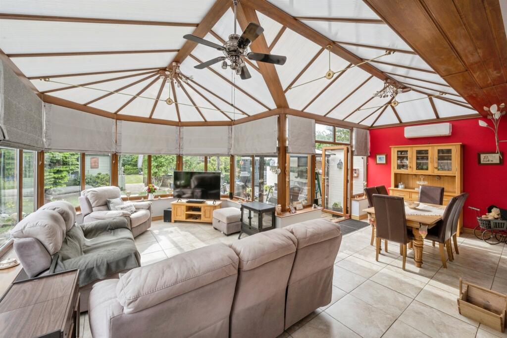 Main image of property: Devonshire Road, Scunthorpe