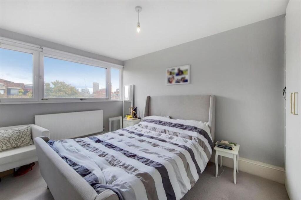 Apartment in London - View 4