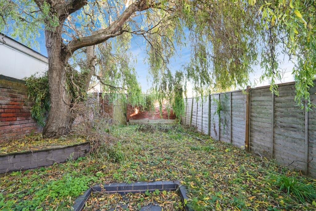 Loves Grove, Worcester, Worcestershire, WR1 photo 4