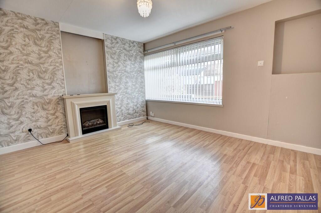 Watford Close, Witherwack photo 3