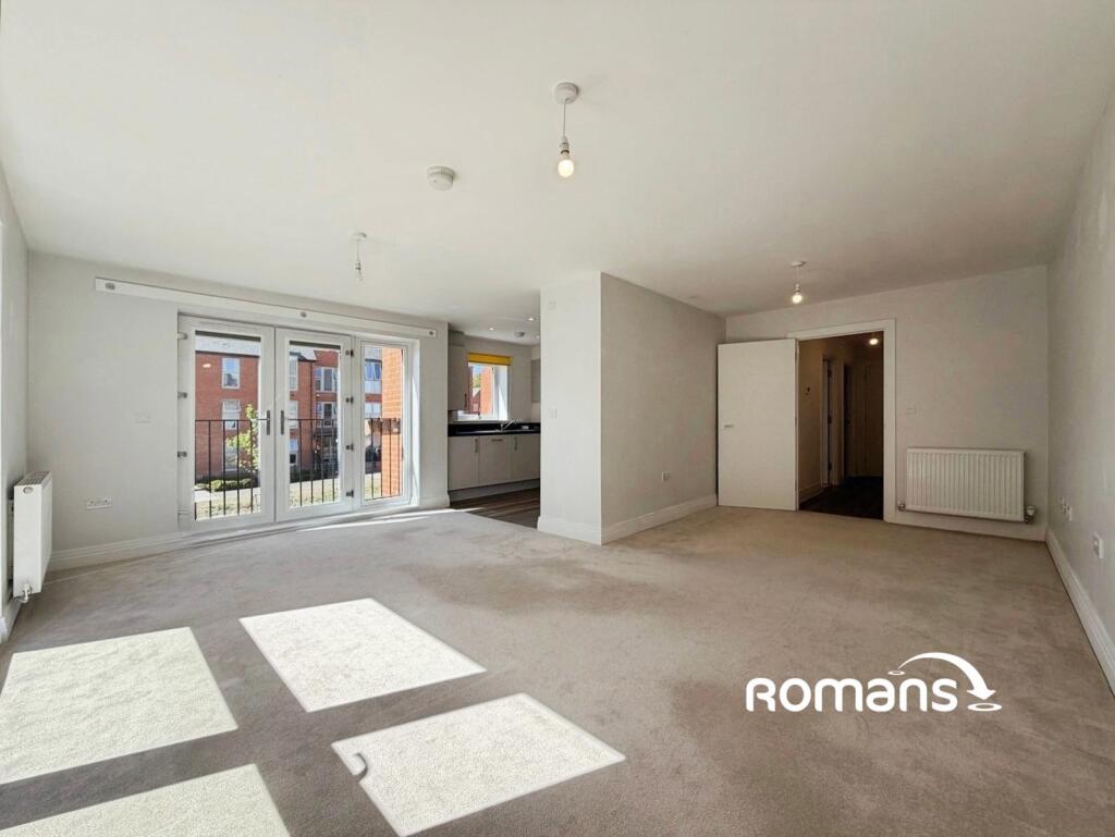 Apartment in Southampton - View 3