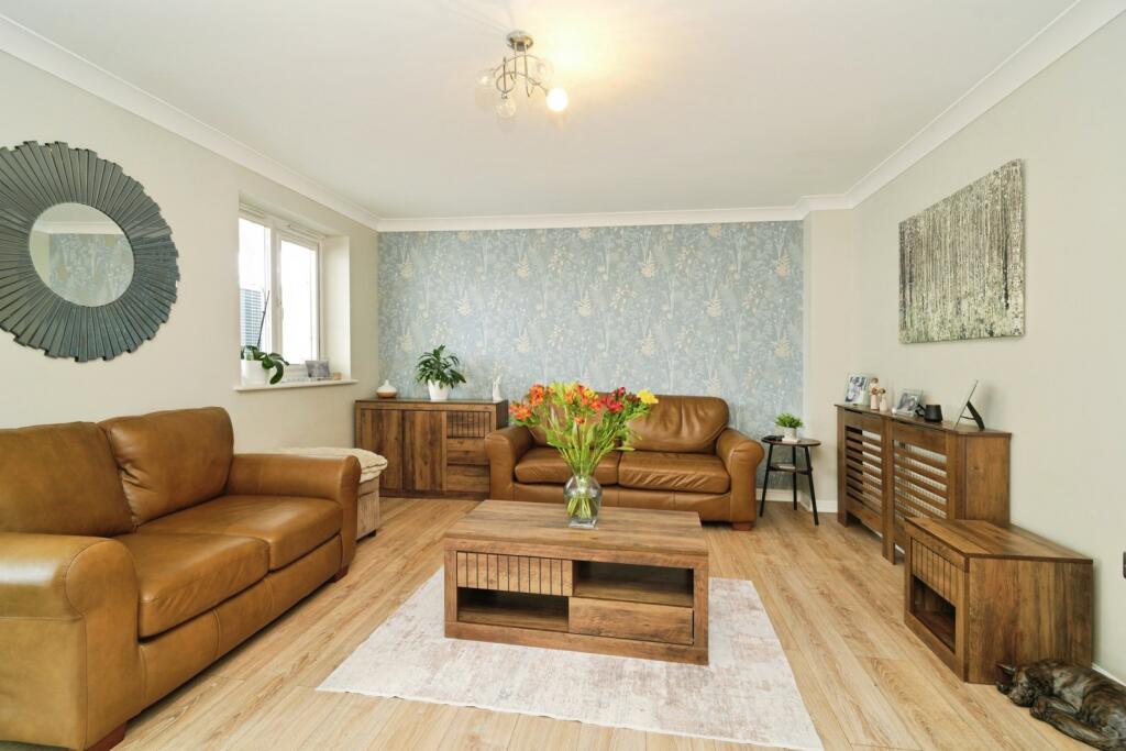 House in Bolton, Greater Manchester - View 3