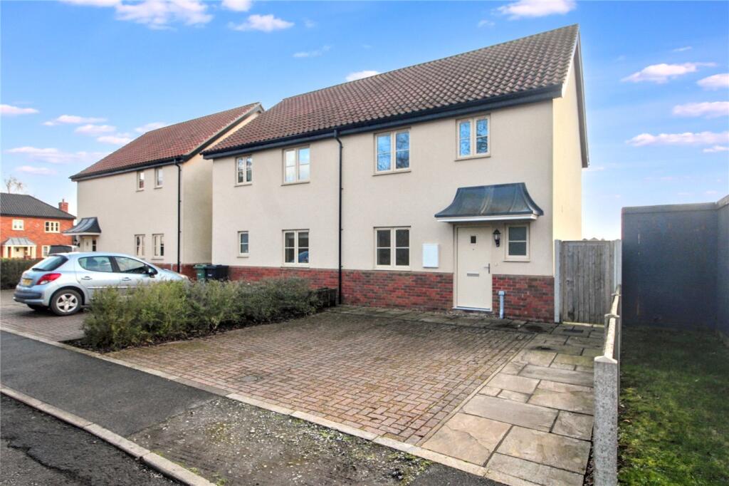 Main image of property: The Mallows Walk, Brooke, Norwich, Norfolk, NR15